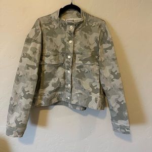 Dear John camo jacket size XL